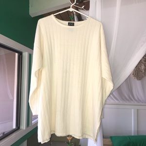 White L/XL sweater